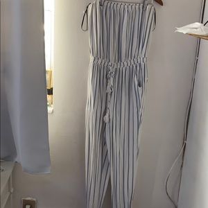 forever 21 jumpsuit size: m
